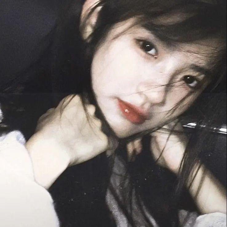 播音台的姊妹花